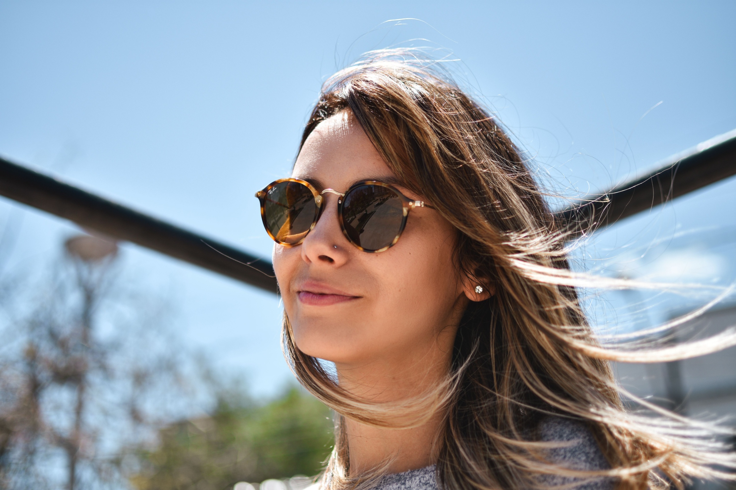 How UV Rays Affect Your Eyes and How Sunglasses Help