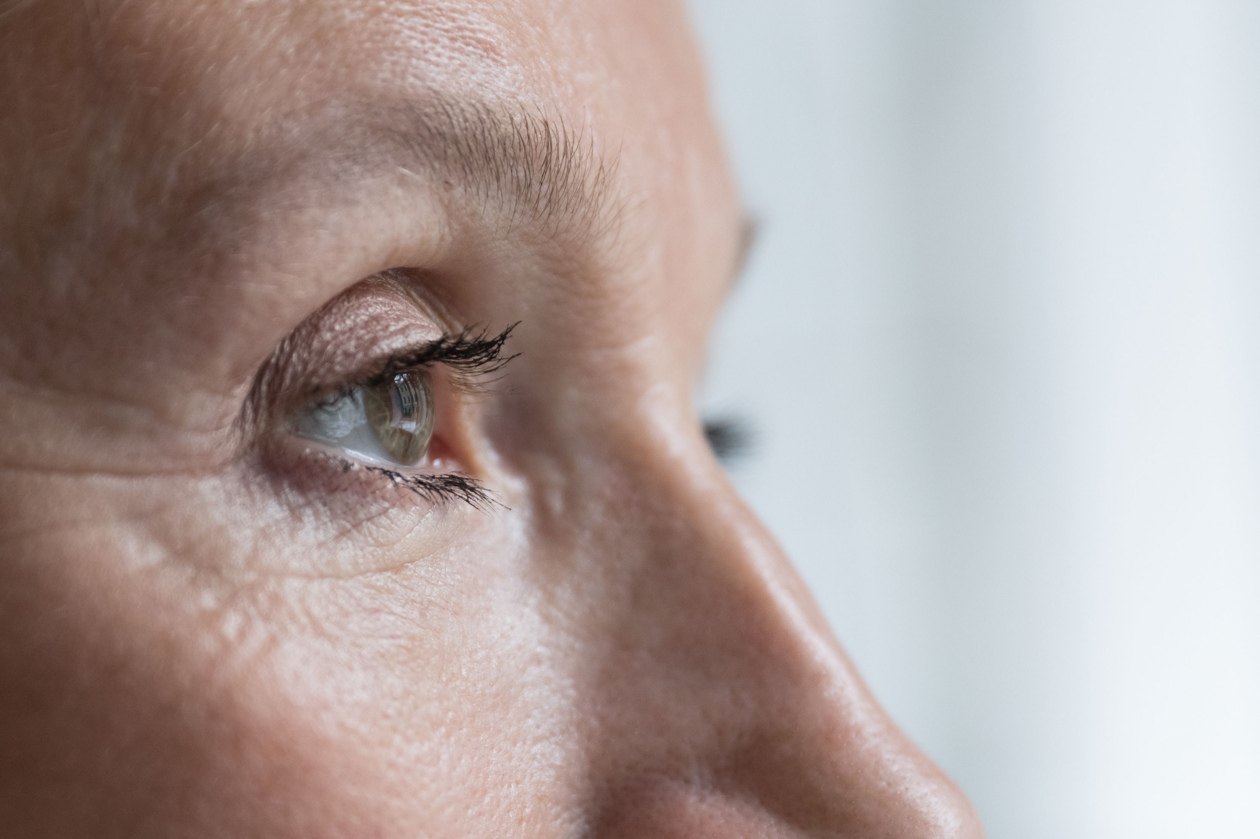 Cataract Surgery 101: What to Expect Before, During & After